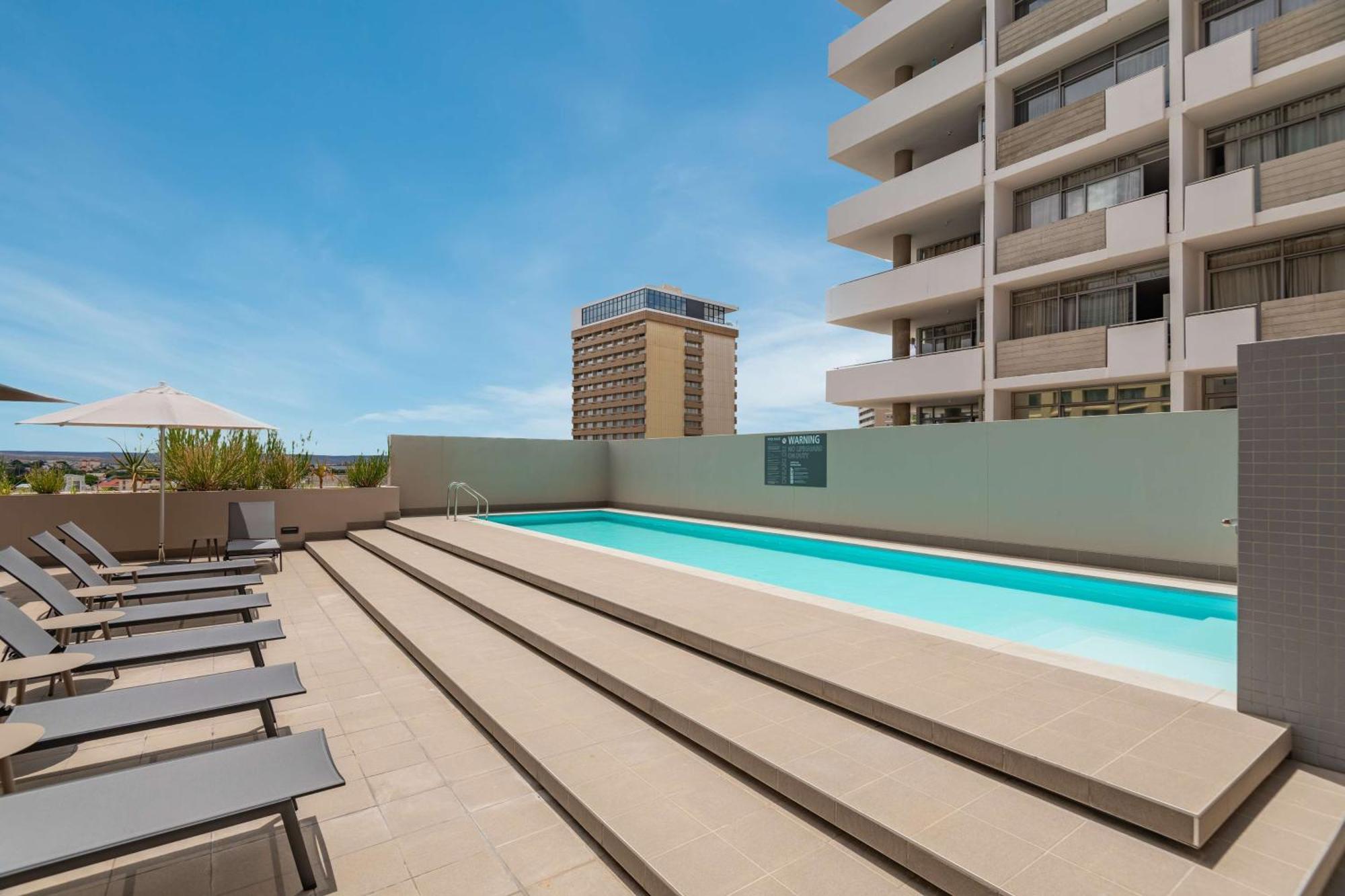 Hilton Garden Inn Windhoek Exterior photo